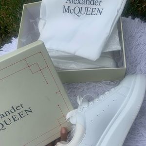 Glitter Back Alexander McQueens!